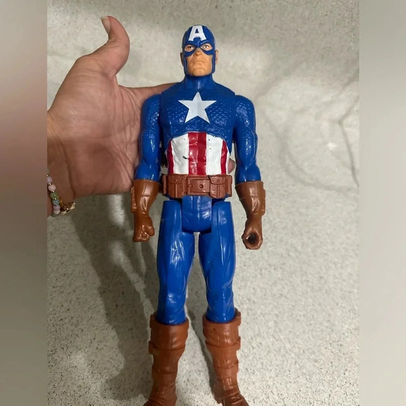 Captain America Toy - Picture 2 of 4